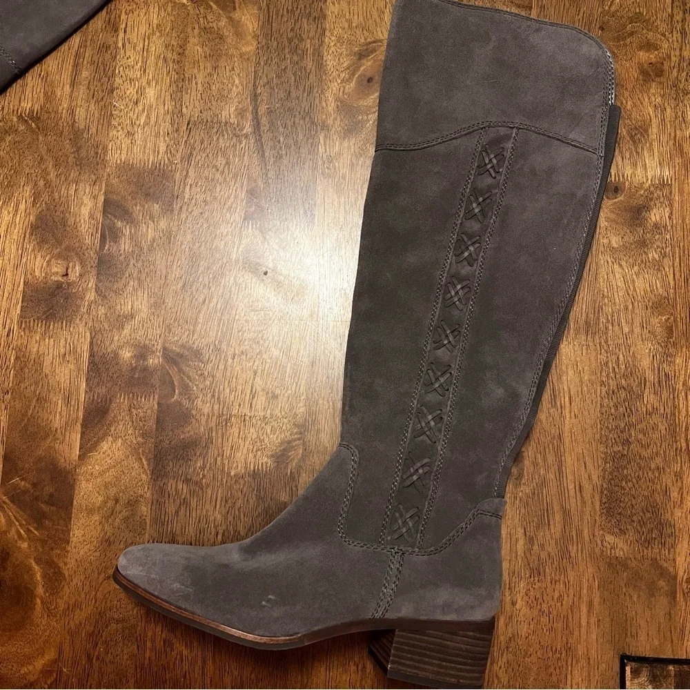 NWOT Vince Camuto Kreesell Over The Knee Suede Boots 11 Charcoal Western Boho